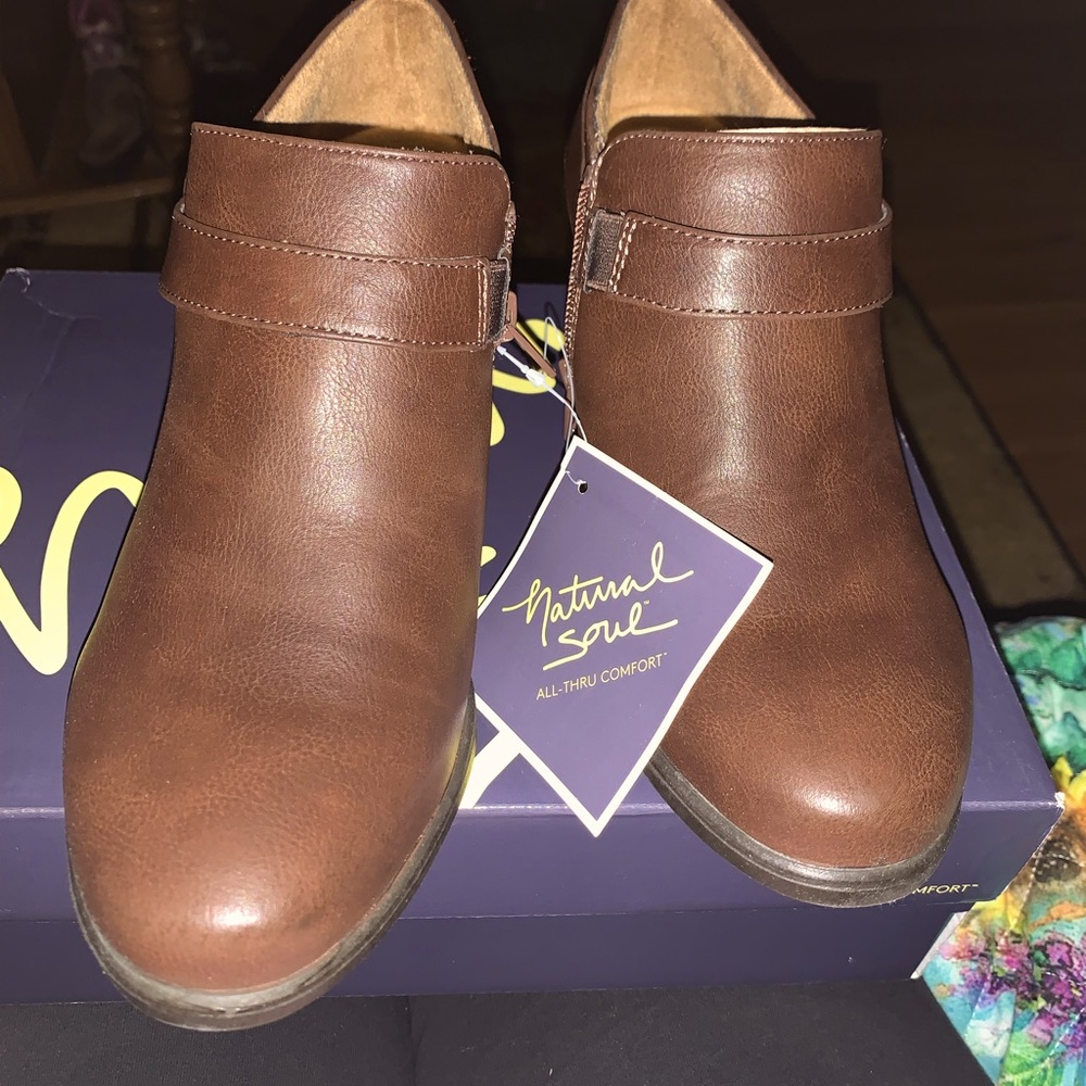 Super Cute Natural Soul Bootie NIB